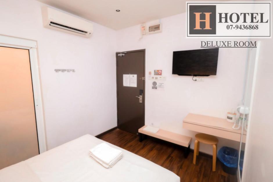 เอช โฮเต็ล Hotel เซอกามัต ภายนอก รูปภาพ